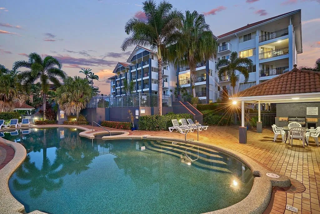 **** Aparthotel North Cove Waterfront Suites Cairns Australia