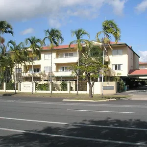 Aparthotel Tradewinds Mcleod Holiday